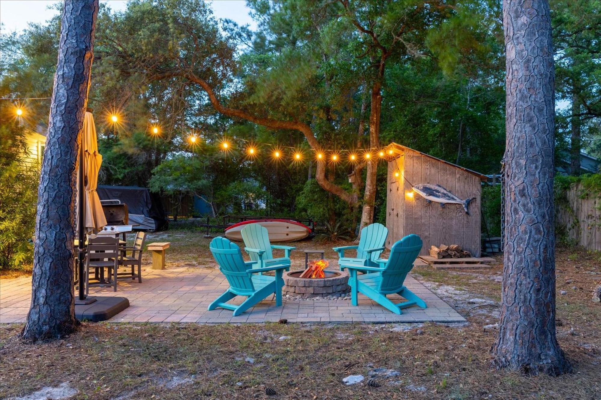 Modern Oak Island Escape 1 Mile To Long Beach! Экстерьер фото